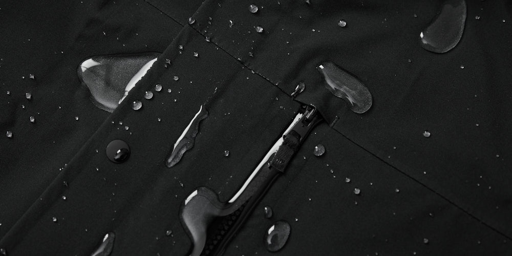Rain Jackets||Manteaux de pluie